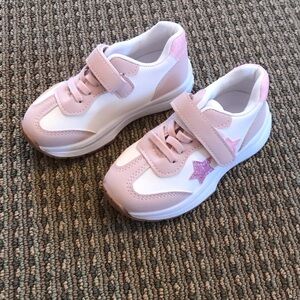 Kids Pink Star Velcro Sneakers